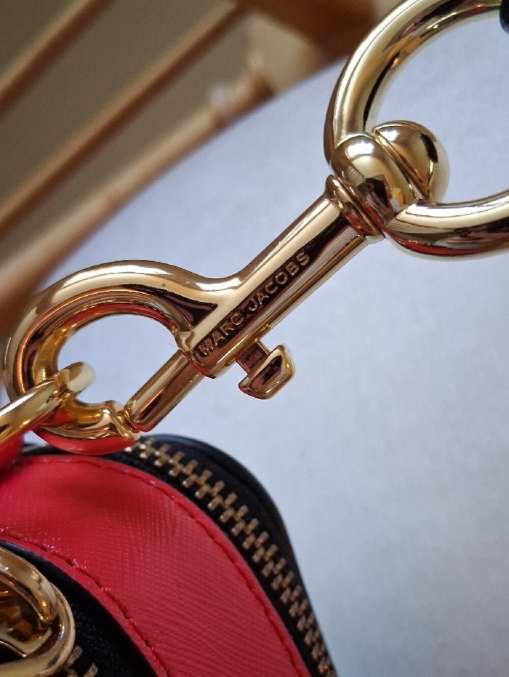 Marc Jacobs X Playboy Collab Snapshot Camera Bag with Playboy Strap - Picture 6 of 15